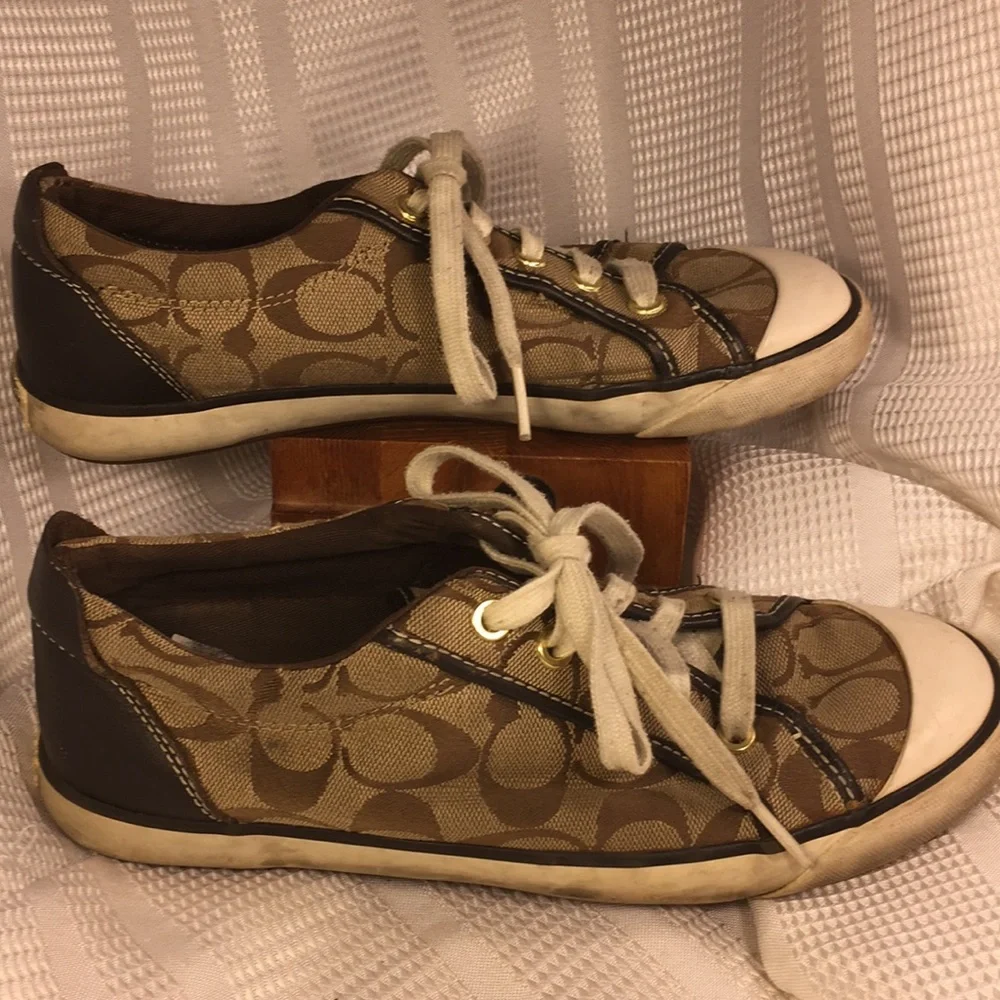 Coach iconic monogrammed canvas/leather laceup